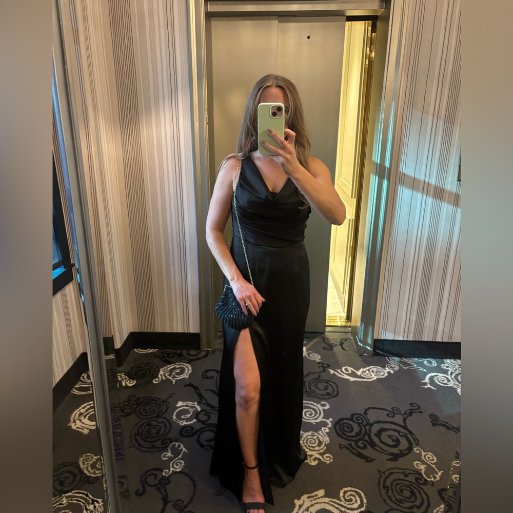 Elegant Black Evening Gown